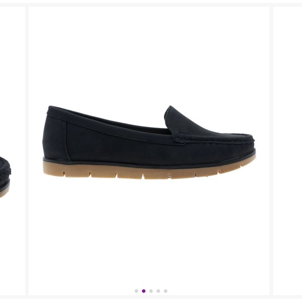 Pierre Dumas, size 10, black loafers, brand new in box, never worn